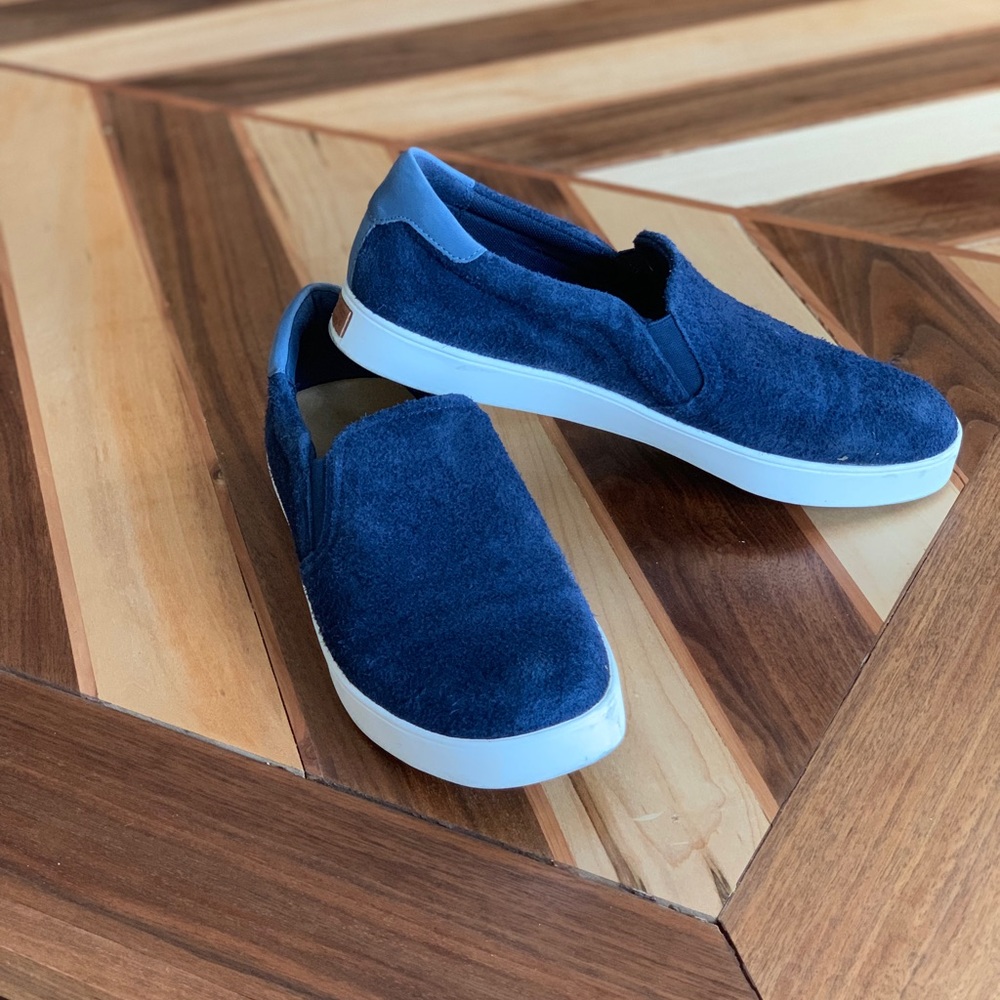 Blue Dr. Scholls slide ons